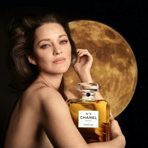 number 5 chanel commercial|Chanel no 5 commercial actress.